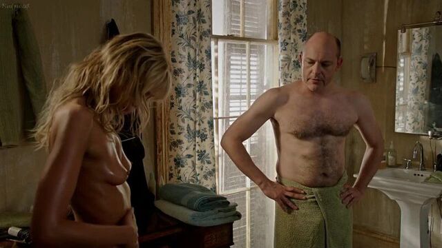 Рики линдхоум (riki lindhome nude scenes in "hell baby" 2013)